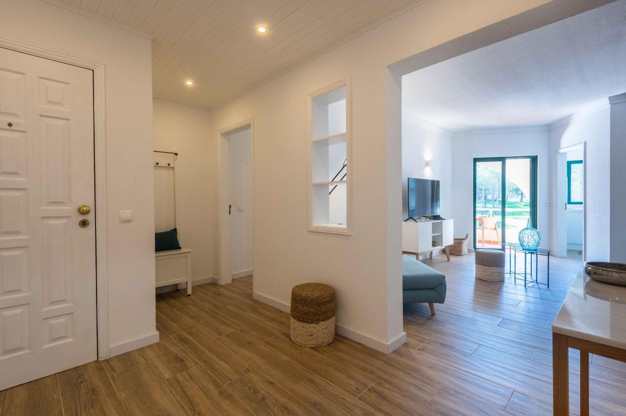 Salgados 1 Bedroom Apartment - 500M From The Beach กีอา ภายนอก รูปภาพ